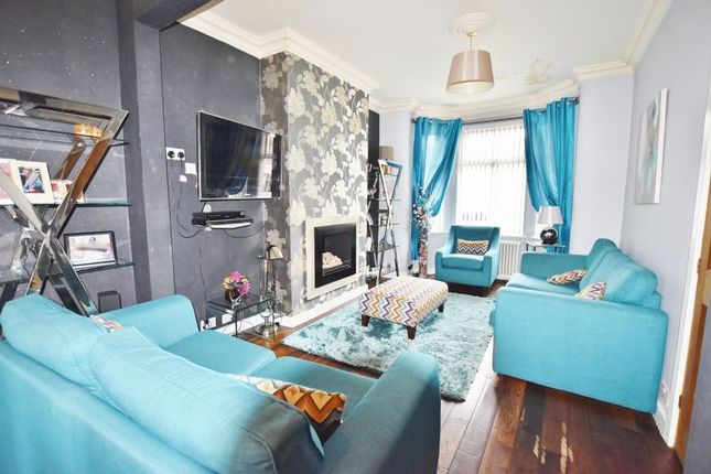 Customer Service Dmlights