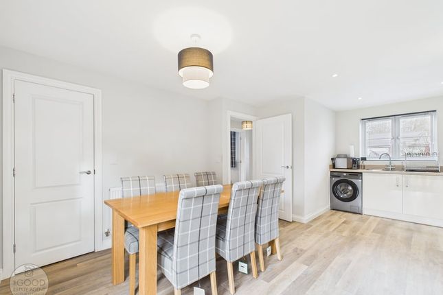 8, Swaledale Road, Hereford photo 4