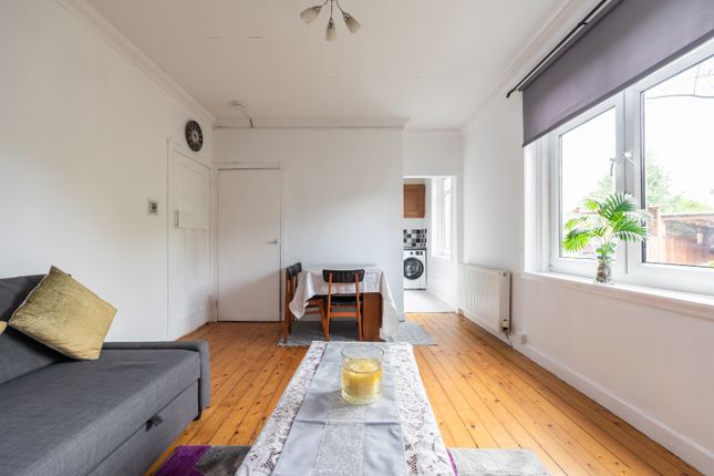 29, Colinton Mains Loan, Edinburgh photo 4