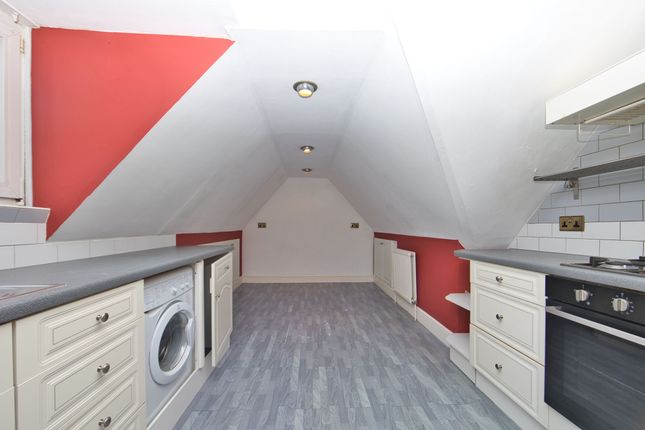 Flat to rent in 162 Sandgate Road, Folkestone