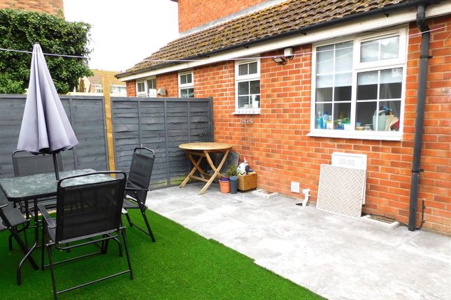 45, Summersby Close, Seaton photo 4
