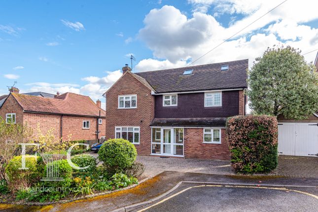 Detached house for sale in Bourne Close, Broxbourne, Hertfordshire