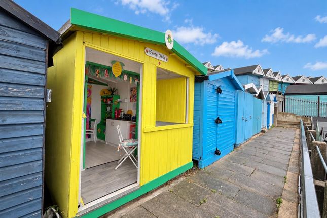 Southcliff, Walton-on-the-naze photo 4