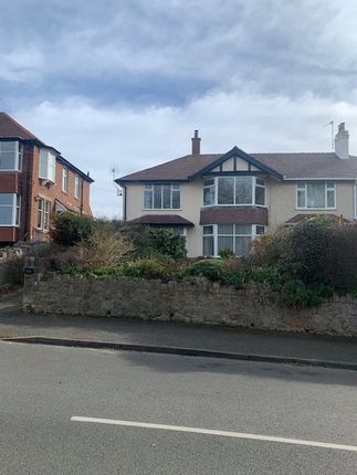 Thumbnail Flat to rent in College Avenue, Rhos On Sea