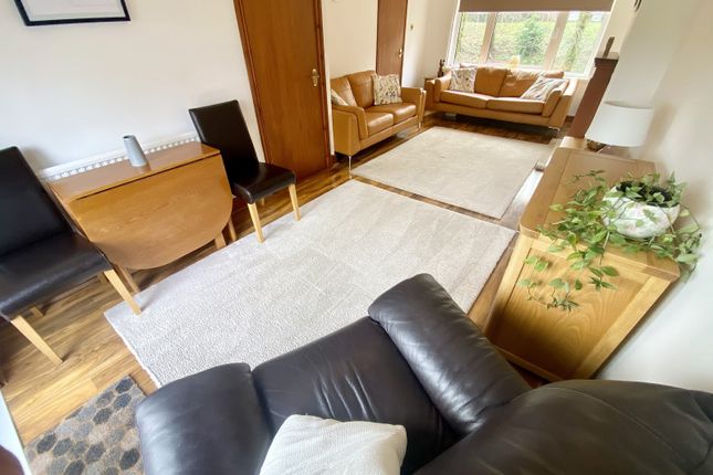 24, Brynteg, Swansea photo 3