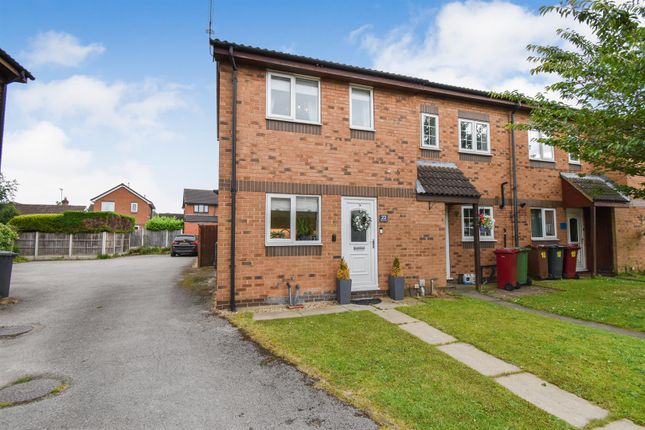 Terraced house for sale in Heron Close, Scunthorpe