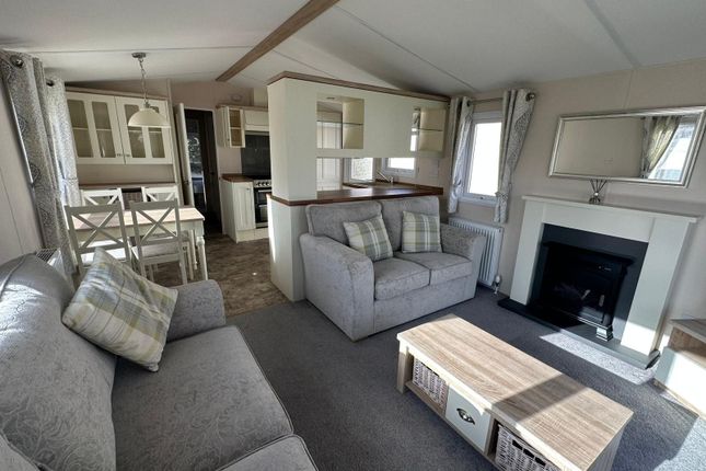 12, Maustin Park, Nr. Wetherby photo 4