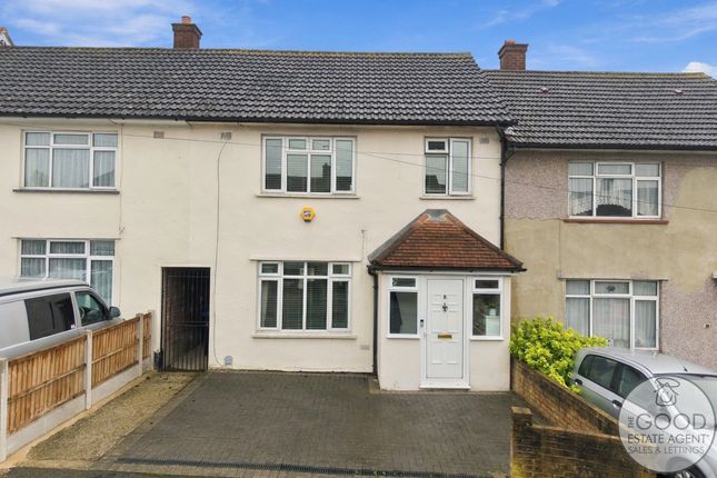 Crossfields, Loughton photo 4