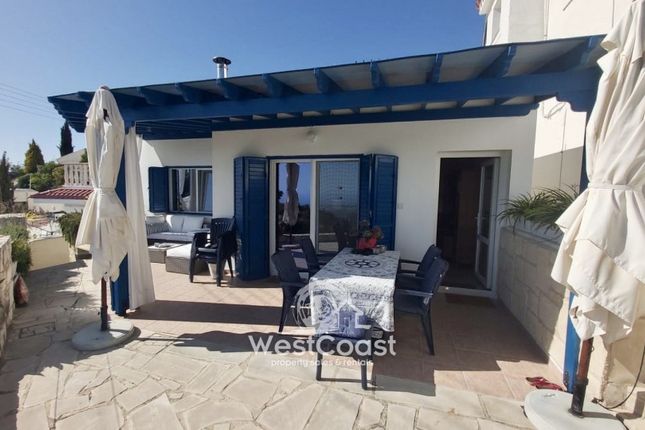 Bungalow for sale in Tsada, Paphos, Cyprus