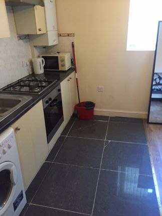 Thumbnail Flat to rent in Glenfrome Road, Bristol
