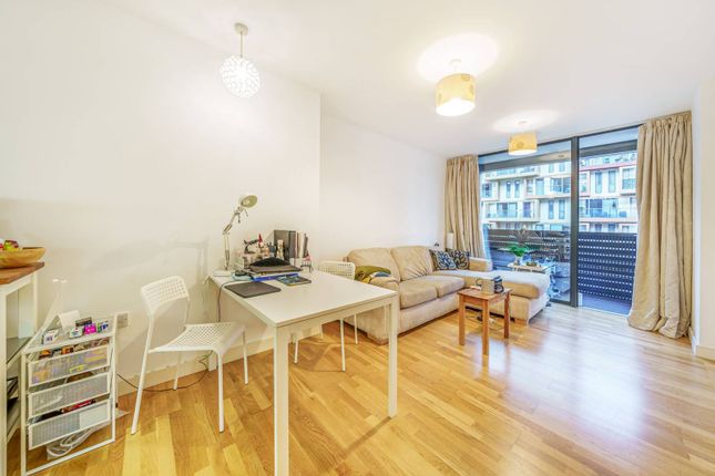 Flat to rent in Amelia Street, Elephant And Castle