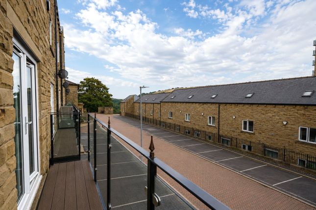 14, Eaglescliffe, West Yorkshire photo 3