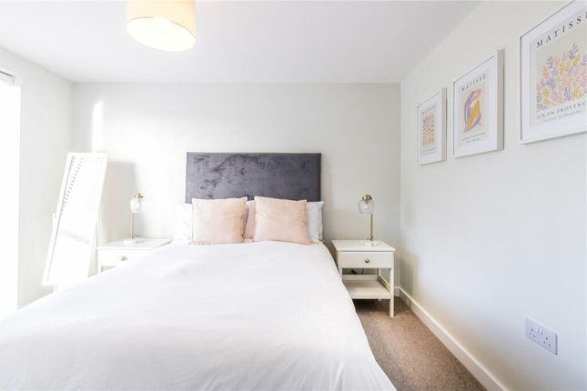 Highmarsh Crescent, Highmarsh Crescent, Manchester photo 5