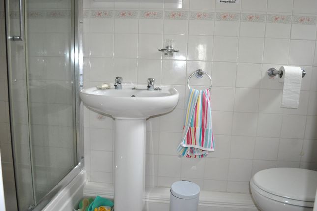 10, Golwg-y-Mor, Swansea photo 4