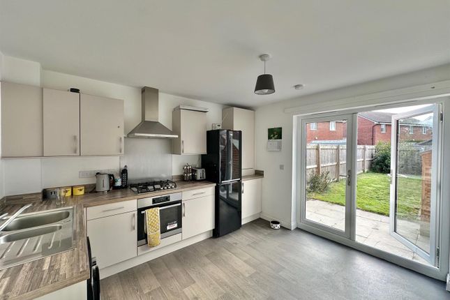 14, Brogden Drive, Nantwich photo 2