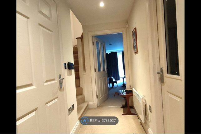 2-bed flat on St Georges Place, Bath, £1,800/mo