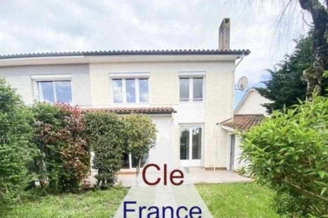Thumbnail Property for sale in Merignac, Aquitaine, 33700, France