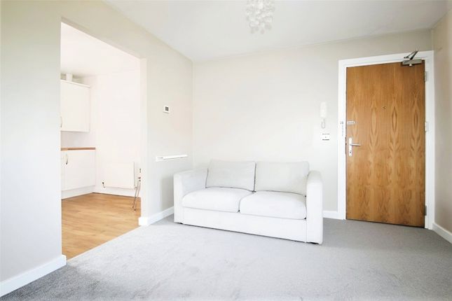 10, Shetland, Buckinghamshire photo 4