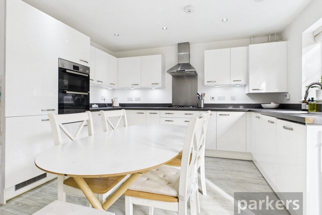 8, Giles Place, Oxfordshire photo 2
