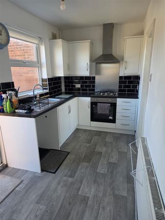 186, Wold Road, Hull photo 4
