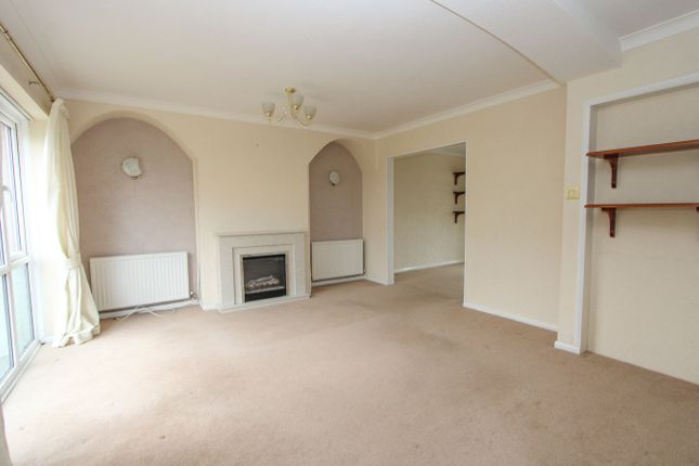 155, Robin Way, Chipping Sodbury photo 4
