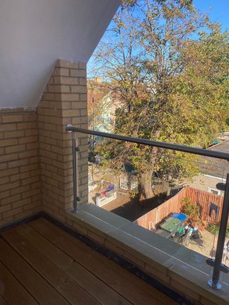 Thornhill Road, Croydon photo 5