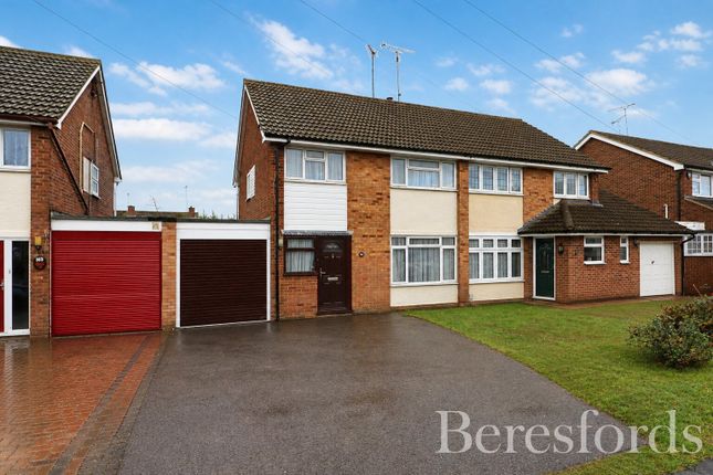3-bed semi-detached on Washington Road, Essex, £385,000