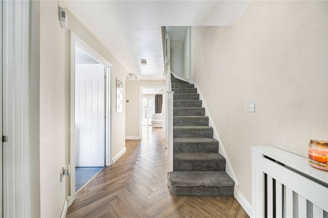 26, Muir Drive, Kent photo 4
