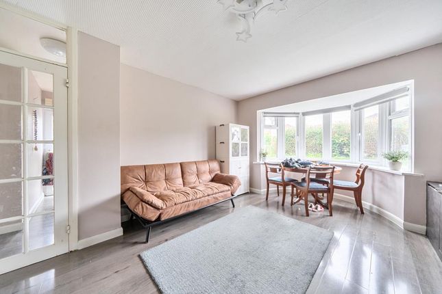 6 CAVENDISH ROAD, Chesham, Chesham photo 3