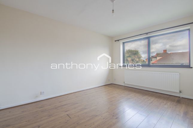 Flat 6, Mulberry Court, Welling photo 2