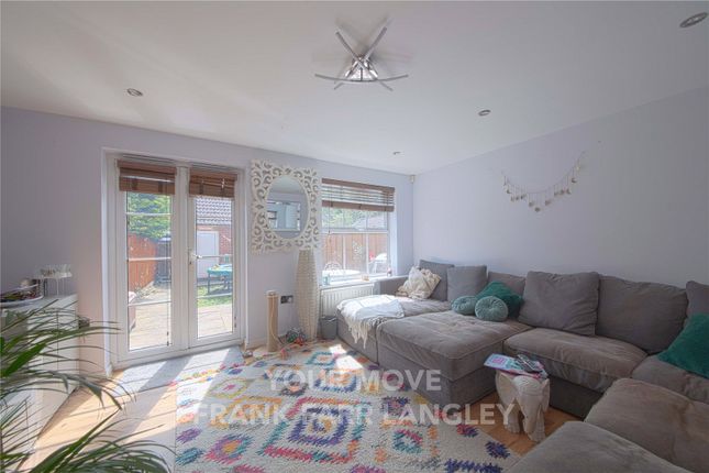End terrace house for sale in Parsons Road, Slough, Berkshire