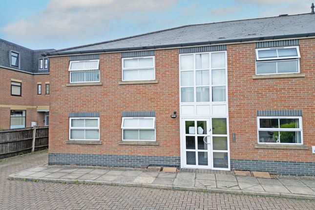 Thumbnail Flat for sale in School Road, Tilehurst