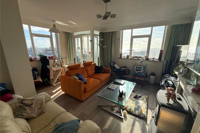 Flat 82, Regent Court, 204, Promenade, Lancashire photo 3