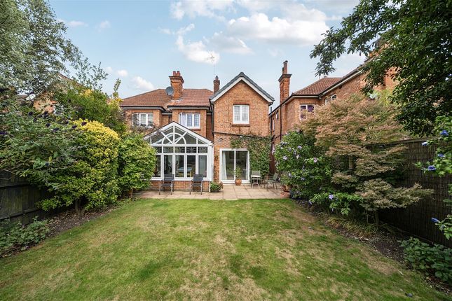 63, Middle Gordon Road, Surrey photo 4