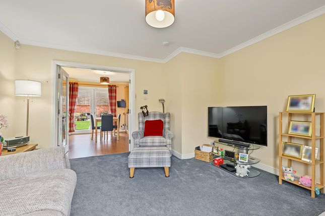 47, Willowbank Gardens, Bonhill photo 4