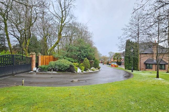 2, Stokesby Gardens, Bolton photo 2