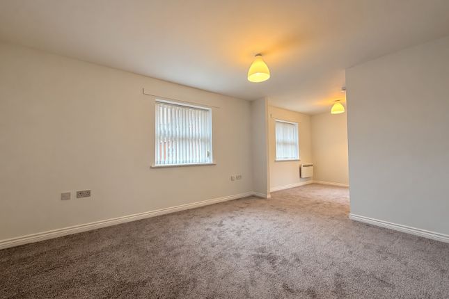 22, Stamping Way, Walsall photo 2