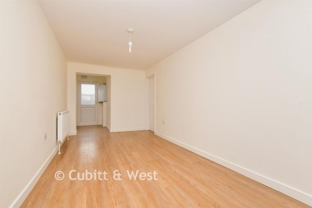 64, Spring Park Road, Croydon photo 4