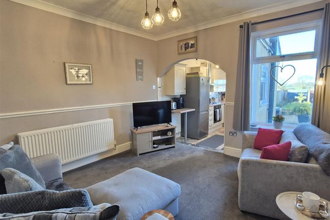 35 Swannington Road, Coalville photo 4