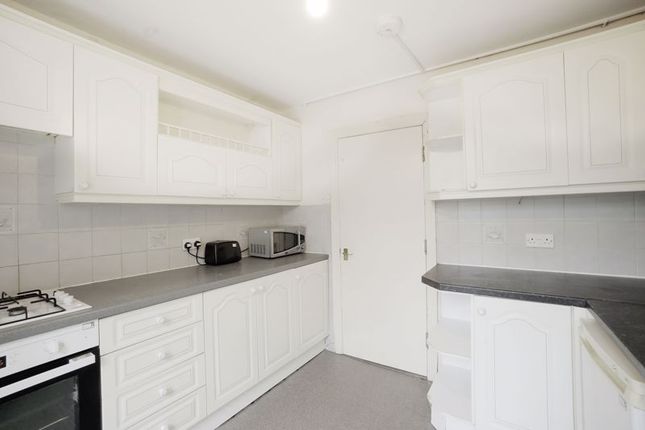 Terraced house to rent in Ditchling Rise, Brighton
