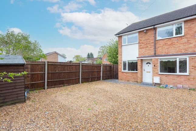 End terrace house for sale in Victoria Road, Owlsmoor, Sandhurst