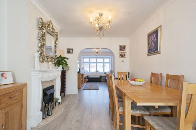 21, Combeside, London photo 3