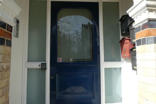8 Alness Road, Whalley Range photo 3