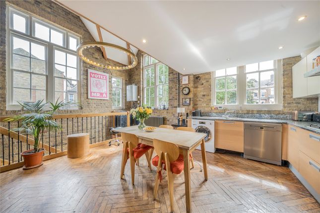 Thumbnail Terraced house for sale in Reed Place, London