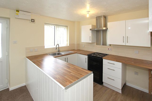 Evergreen Close, Bilston photo 4