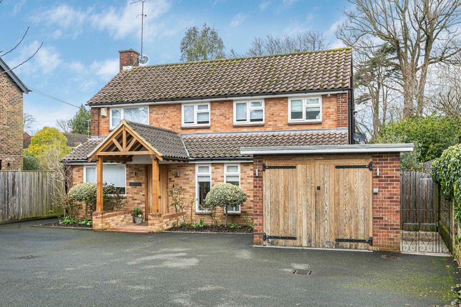 Thumbnail Detached house for sale in Wimblehurst Road, Horsham