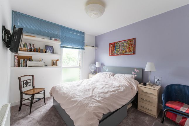 25, Delawyk Crescent, London photo 4