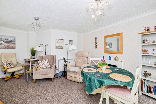 1, Trafalgar Court, Penzance photo 4