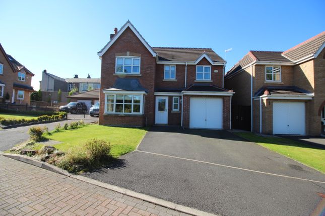 32, Royds Close, Bury photo 4
