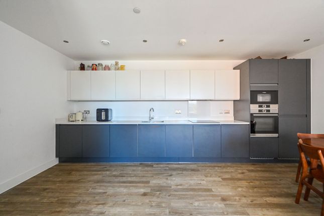 Rookwood Way, E3, Hackney Wick photo 5